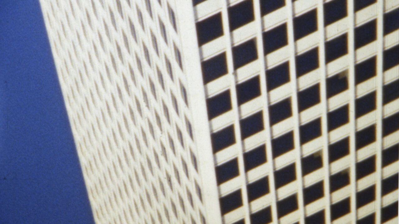 ALEXANDRE LAROSE EL ETERNO RETORNO (2) (S8)